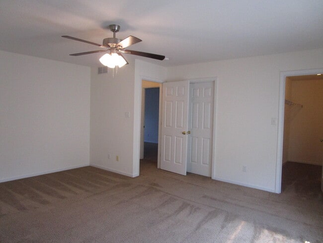 Building Photo - 3540 Prescott Dr