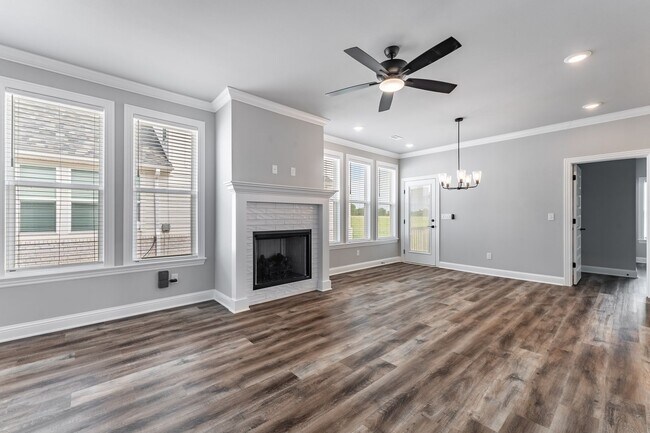 Building Photo - Newly Built Bentonville Home