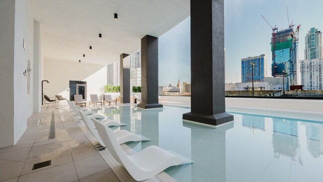 Building Photo - 350 N Miami Ave