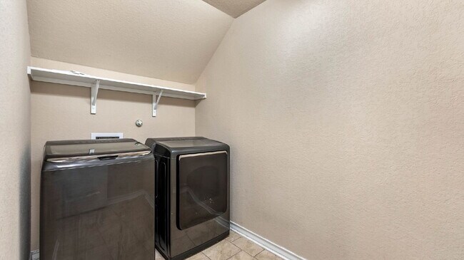 Building Photo - 11310 Eagle Tree