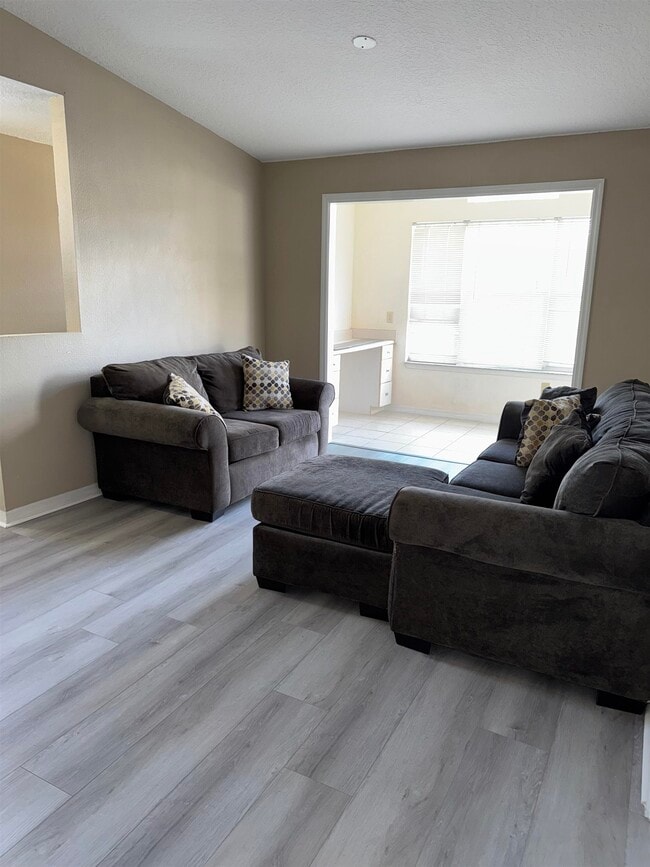 Building Photo - 28204 Harbour Vista Cir