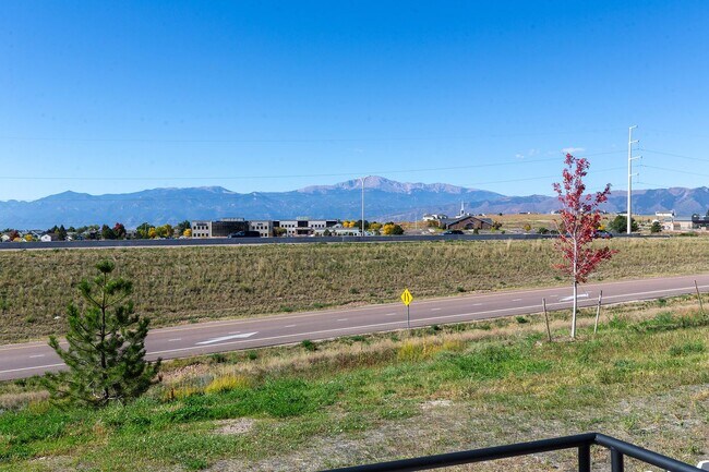 Building Photo - Townhouse For Rent - Wolf Ranch