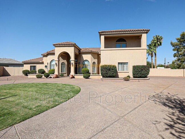 Building Photo - 10033 N 55th Pl