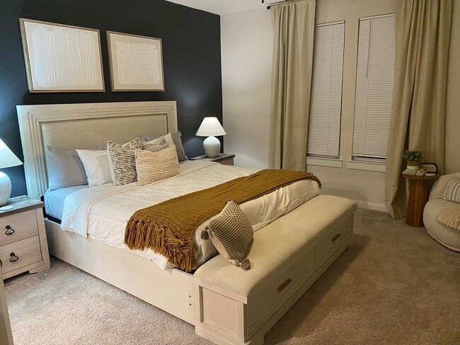 Building Photo - 21707 Redwood Blf Trl