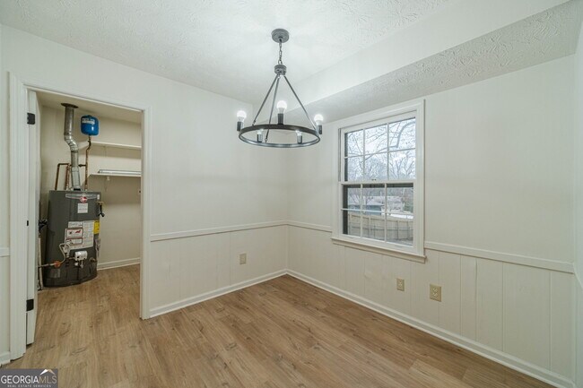 Building Photo - 1678 Pounds Rd SW