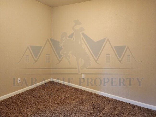 Building Photo - 1256 N 6th St