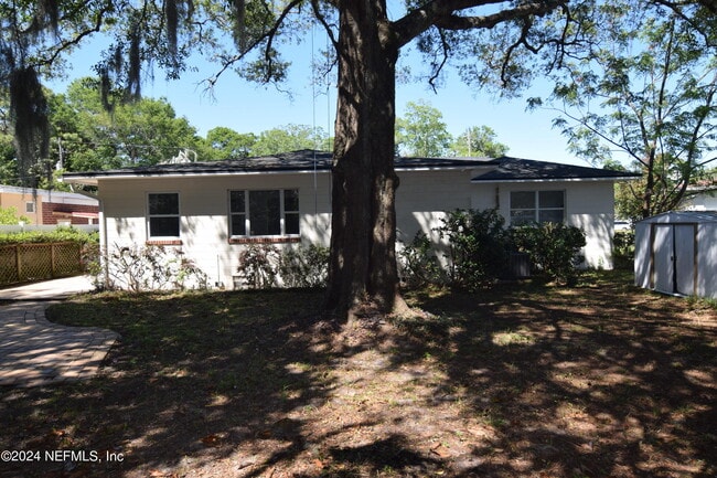 Building Photo - 6418 Terry Parker Dr N