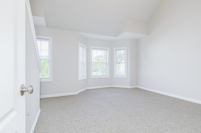 Building Photo - 1 Merrimac Way