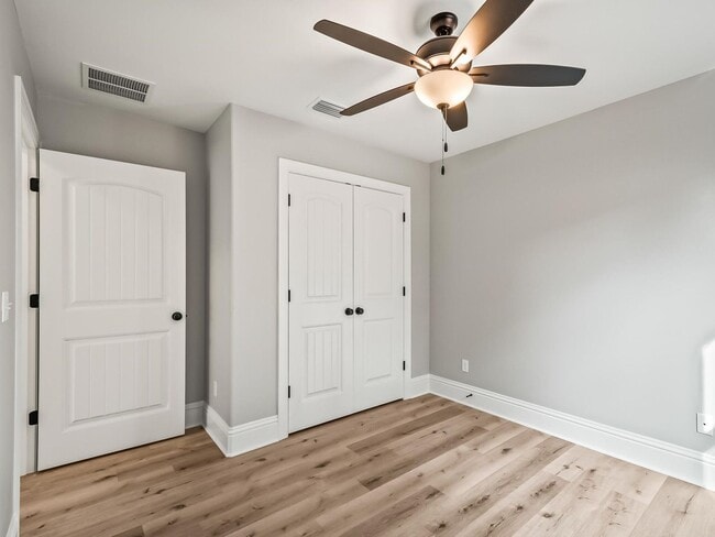 Building Photo - 3 Bedroom Home Available In Crawfordville ...