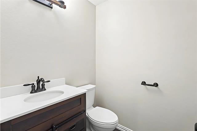 Building Photo - 2923 Glendale Dr