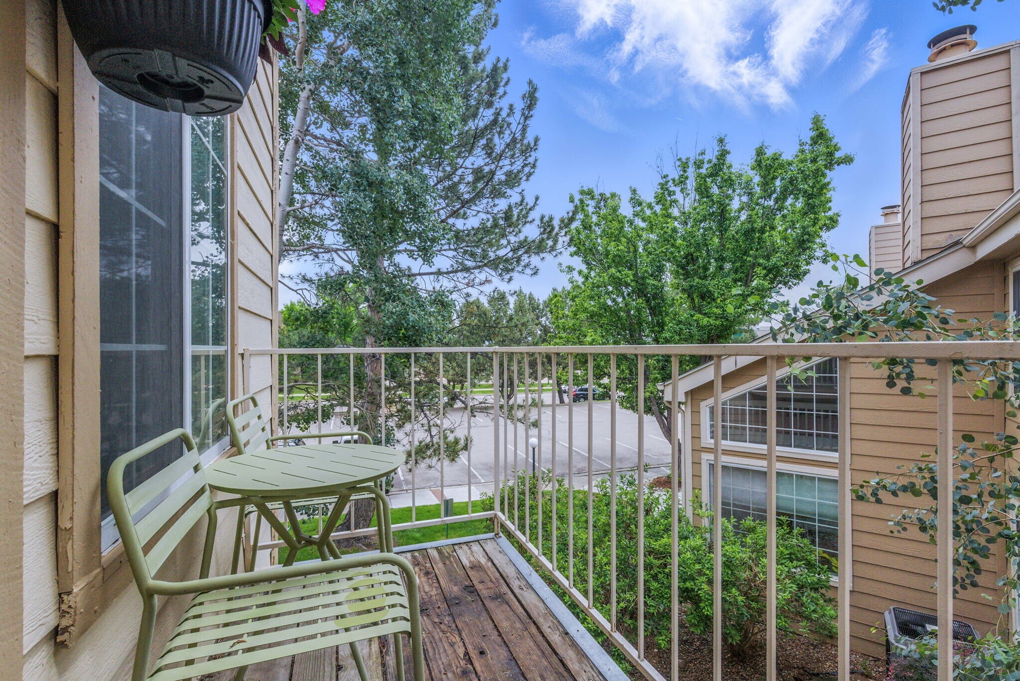 Building Photo - 6076 Gunbarrel Ave