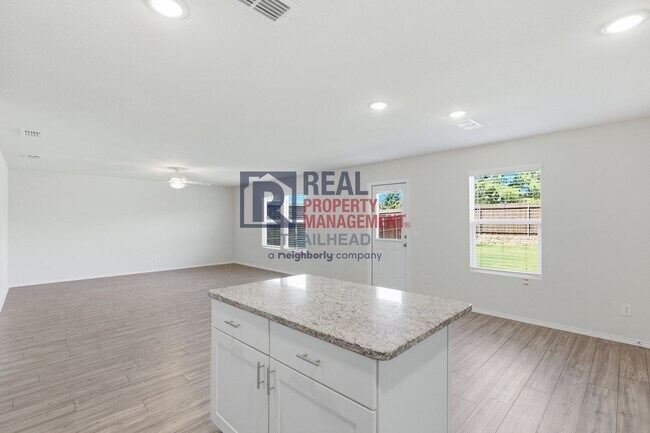 Building Photo - 10104 Whitedown Dr