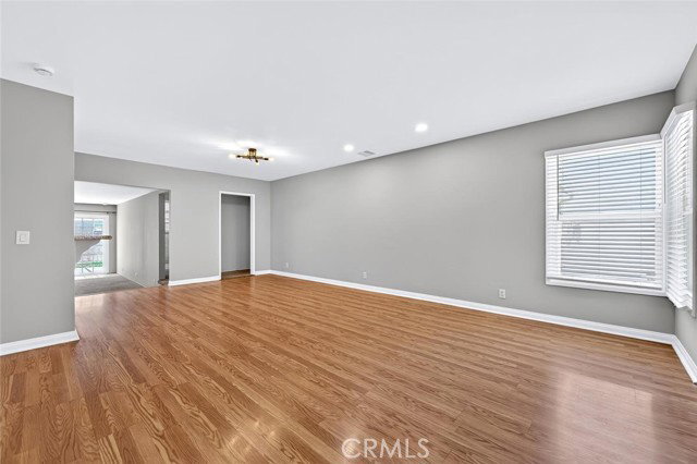 Building Photo - 4913 Premiere Ave
