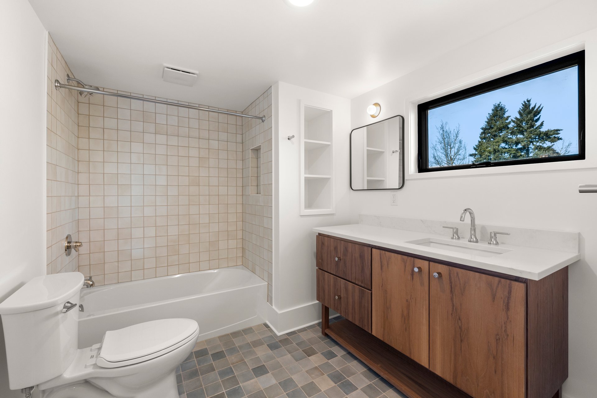 Building Photo - 2245 SE Brooklyn St