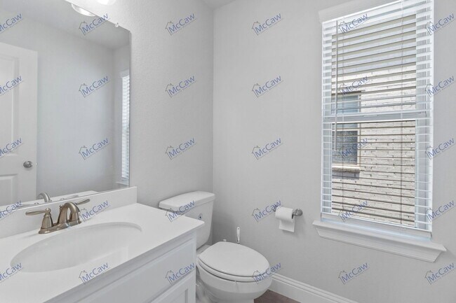 Building Photo - 8451 Bronzegate Trl