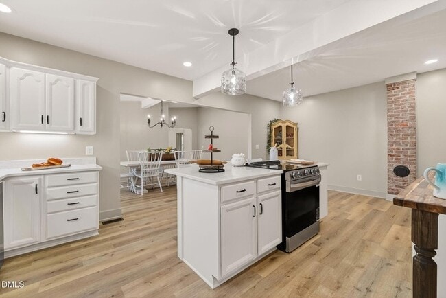 Building Photo - Earn Wealth While Leasing - Like a Homeowner - Lease to Own