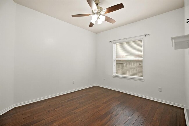 Building Photo - 2903 Flower Creek Ln