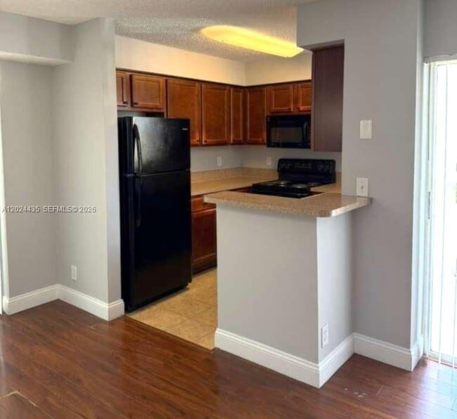 Building Photo - 7610 Westwood Dr