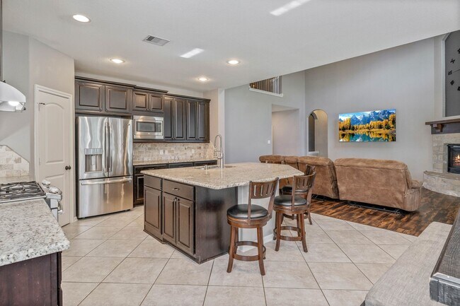 Building Photo - 3544 Woods Estates Dr