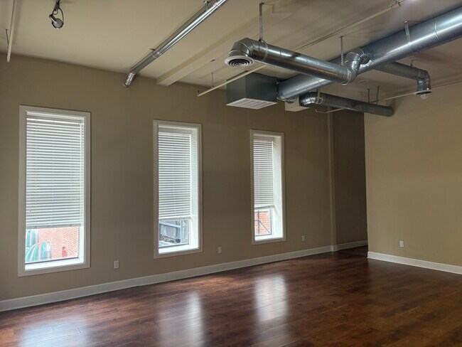 Building Photo - Ivory Lofts
