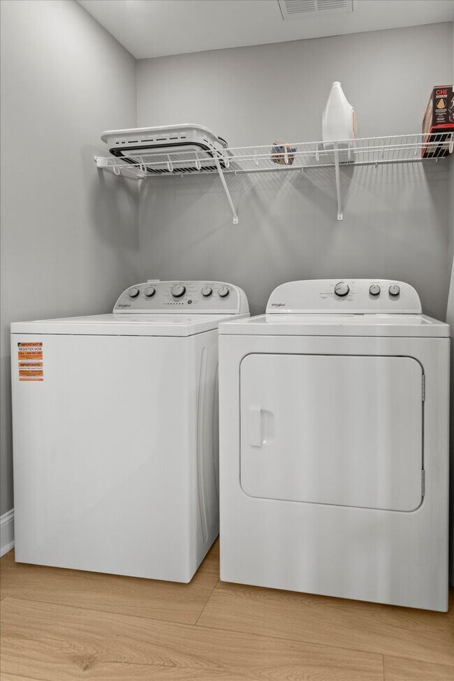 Building Photo - DEAL OF THE MONTH! Winter Special!  Fully Furnished and Move-In Ready!