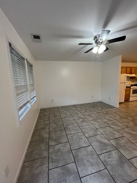 Building Photo - 1218 Hyatt Creek Rd