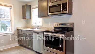 Building Photo - 2405 Eden St