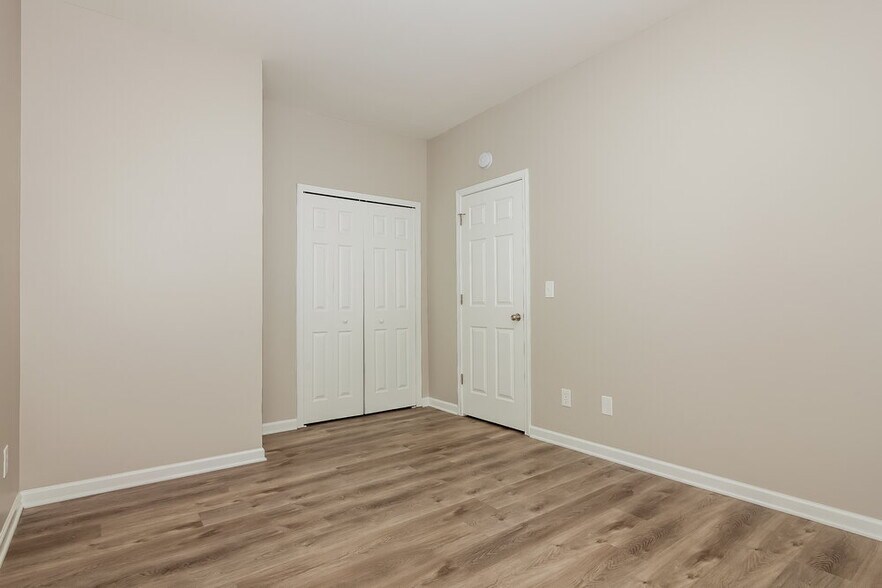 Building Photo - 47 Carlisle St