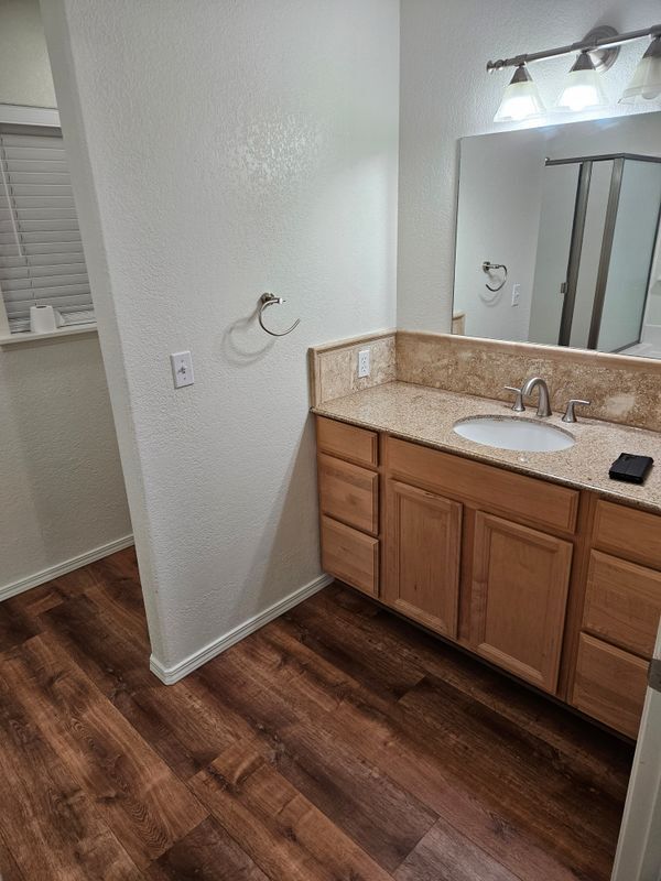 Building Photo - 17960 Swaps Ct