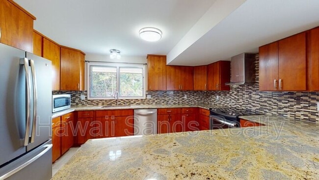 Building Photo - 254A Kuliouou Rd