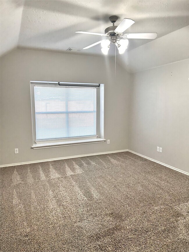 Building Photo - 19923 Malletia Dr