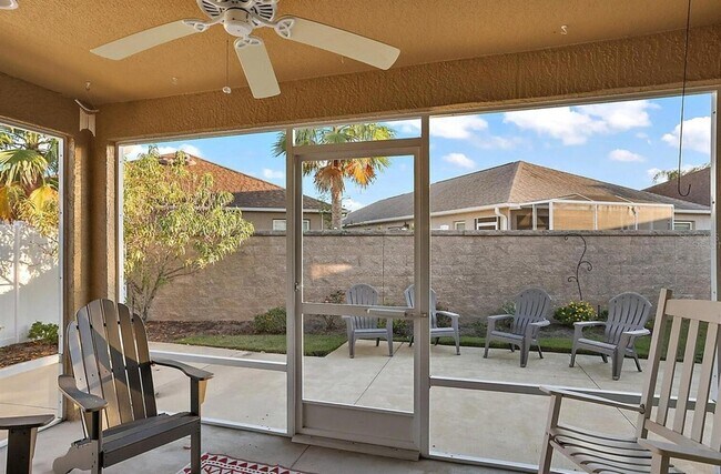 Building Photo - 1090 Becker Ave