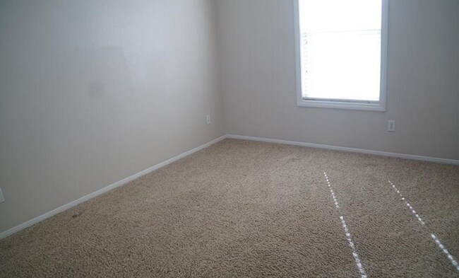 Building Photo - 7918 Sagebrush Bend St