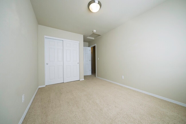 Bedroom 3 - 4828 SE Teakwood St