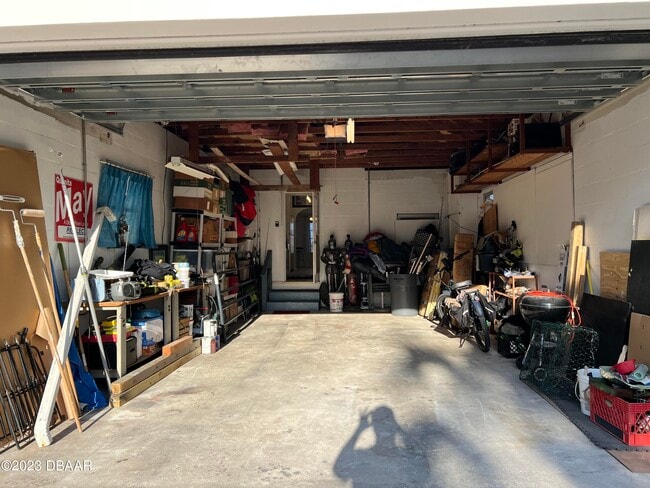 Building Photo - 255 Lexington Dr