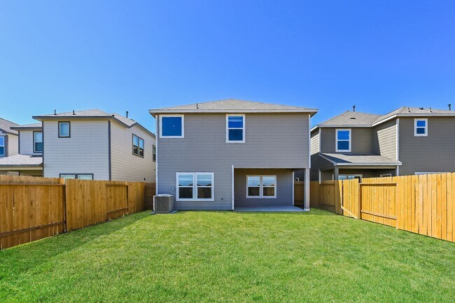 Building Photo - 7915 Cypress Country Dr