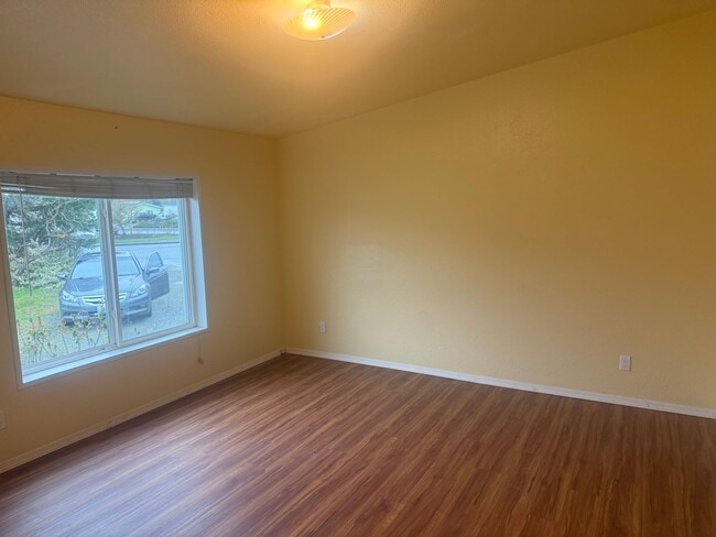 Building Photo - Mount Vernon 3 Bedroom