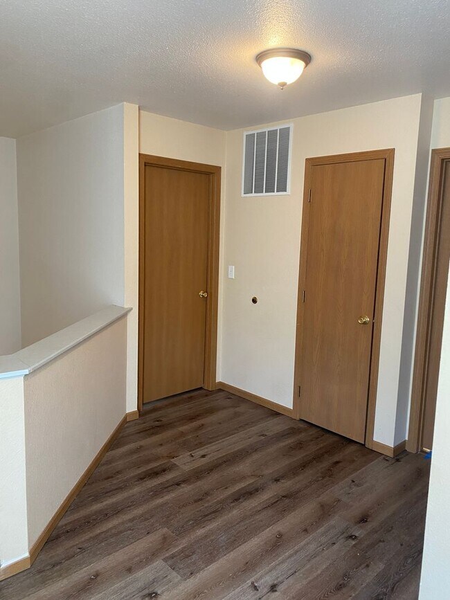 Building Photo - 16758 Huntington Ln