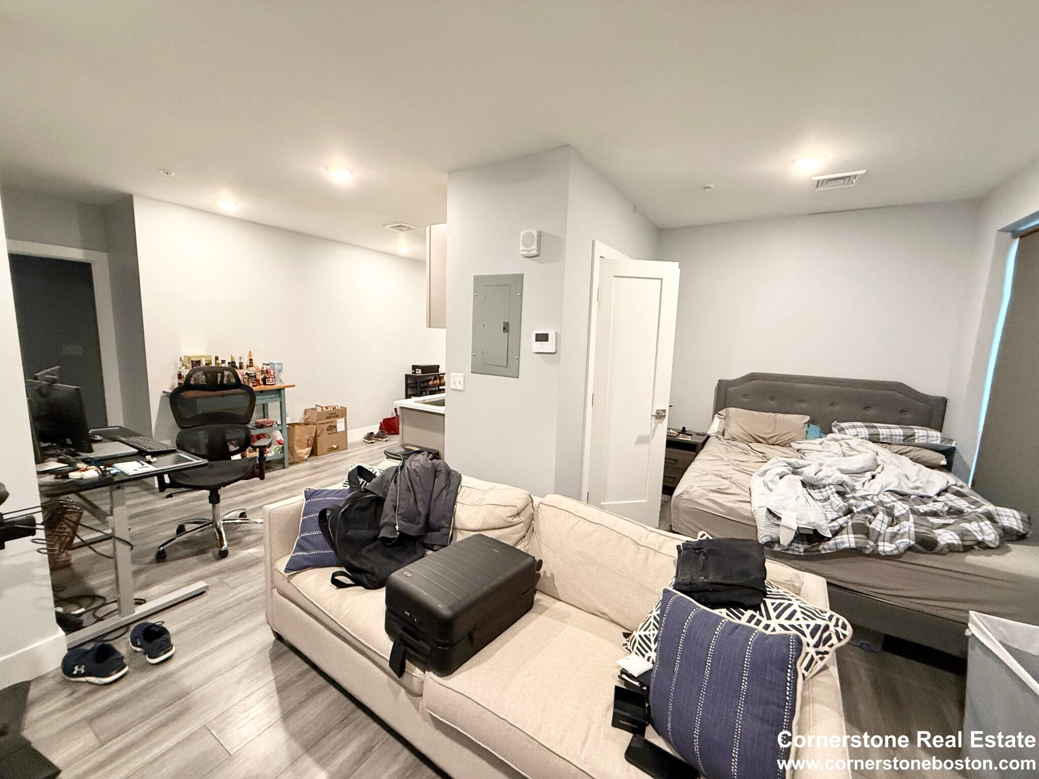 Building Photo - 55 W Fifth St