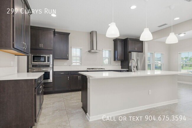 Building Photo - 299 Clarys Run