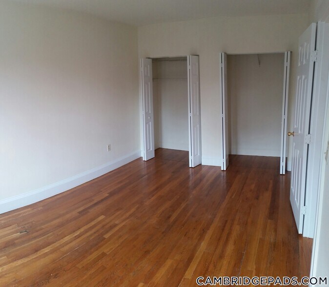 Building Photo - 3 Langdon St