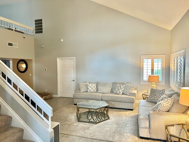 Building Photo - 10029 Biscayne Ln