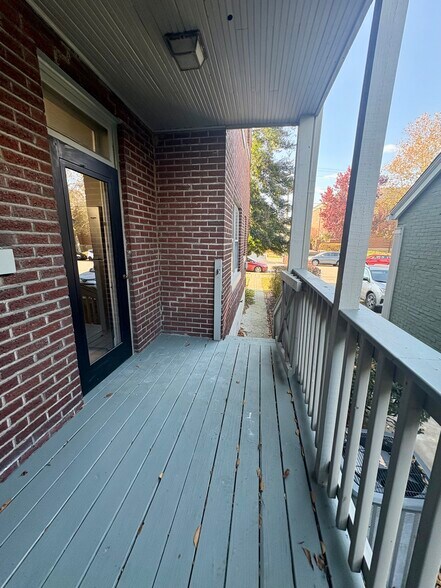 Building Photo - 1115 Ray Ave
