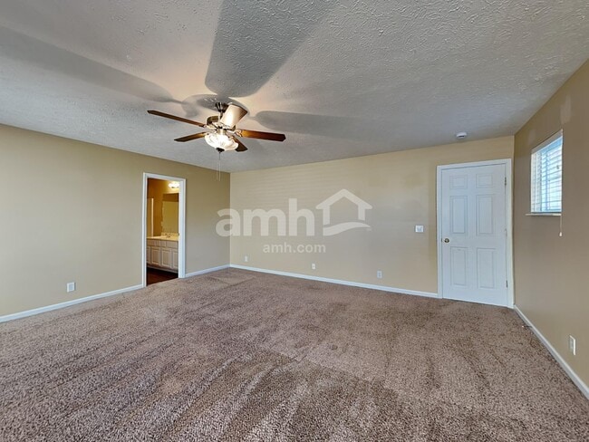 Building Photo - 3128 Hidden Creek Dr