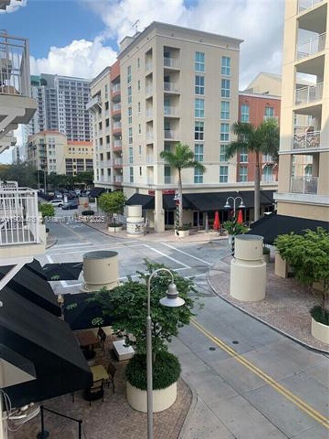 Building Photo - 7275 SW 90th St