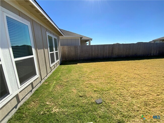 Building Photo - 2826 Wasilla Dr