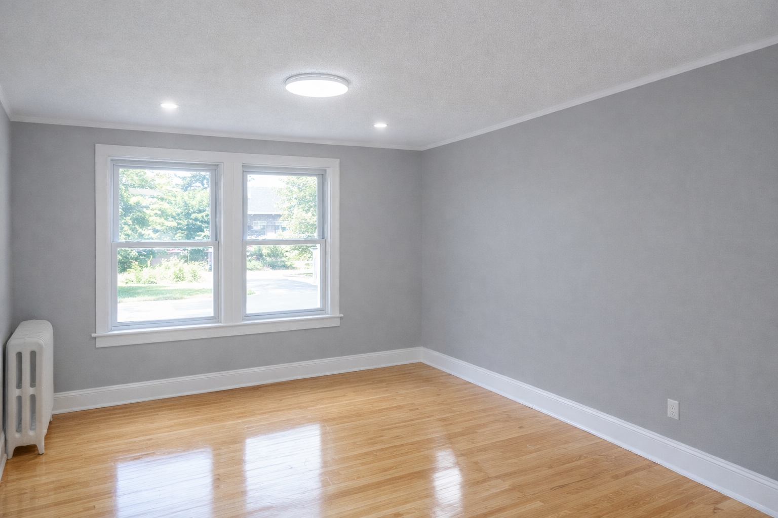 Building Photo - 809 13th Ave SE