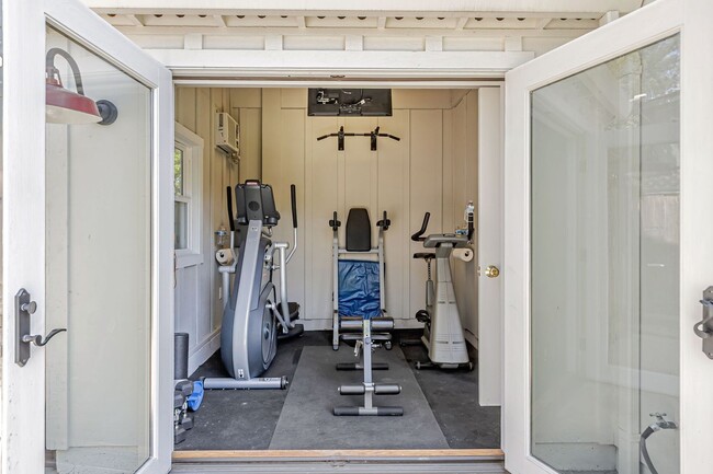 Building Photo - Executive Almaden Valley Home