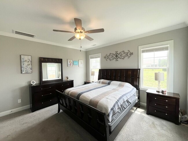 Building Photo - Private 4BR, 2.5BA Home with Modern Finishes, Back Deck and Large Yard, on a Nearly Half Acre Lot