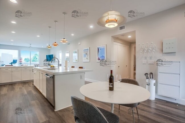 Building Photo - LUXURY 2 Bedroom with AC and Washer/Dryer, DOWNTOWN CARLSBAD VILLAGE